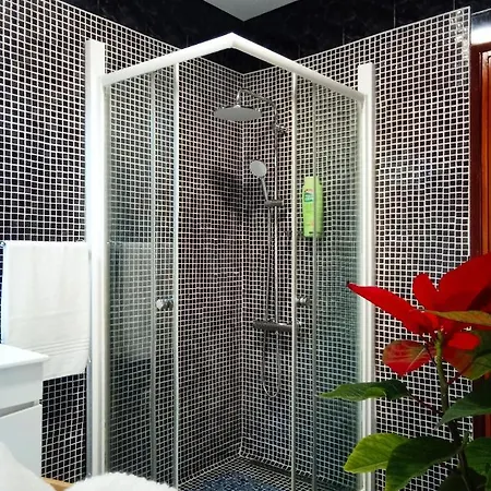 Apartment Chalas Place