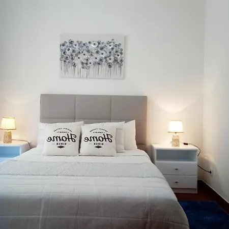 Apartment Chalas Place