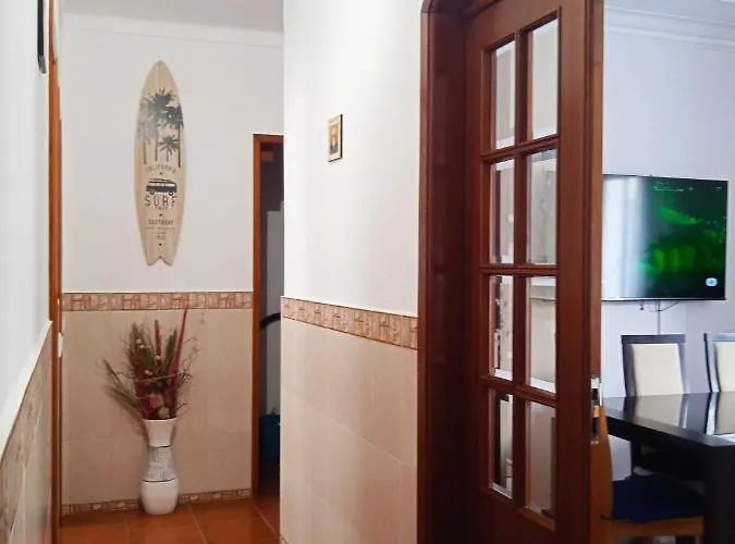 Chalas Place דירה נאזרה